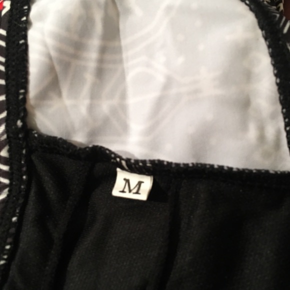 Haulter style bikini top - Picture 6 of 6